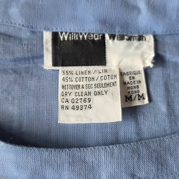 Never Worn Stunning Periwinkle Blouse 55% linen 45%cotton - Picture 5 of 5